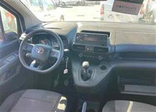 TOYOTA 1.5D 75KW GX SWB (102CV) COMBI - 9630-LRH